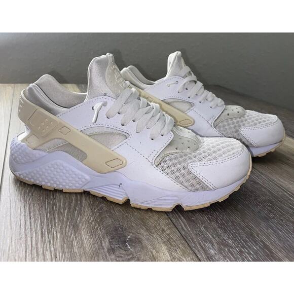 Nike Air Huarache Triple White 318429-111 Men’s US Size 8 Sneaker Shoes - Picture 1 of 10